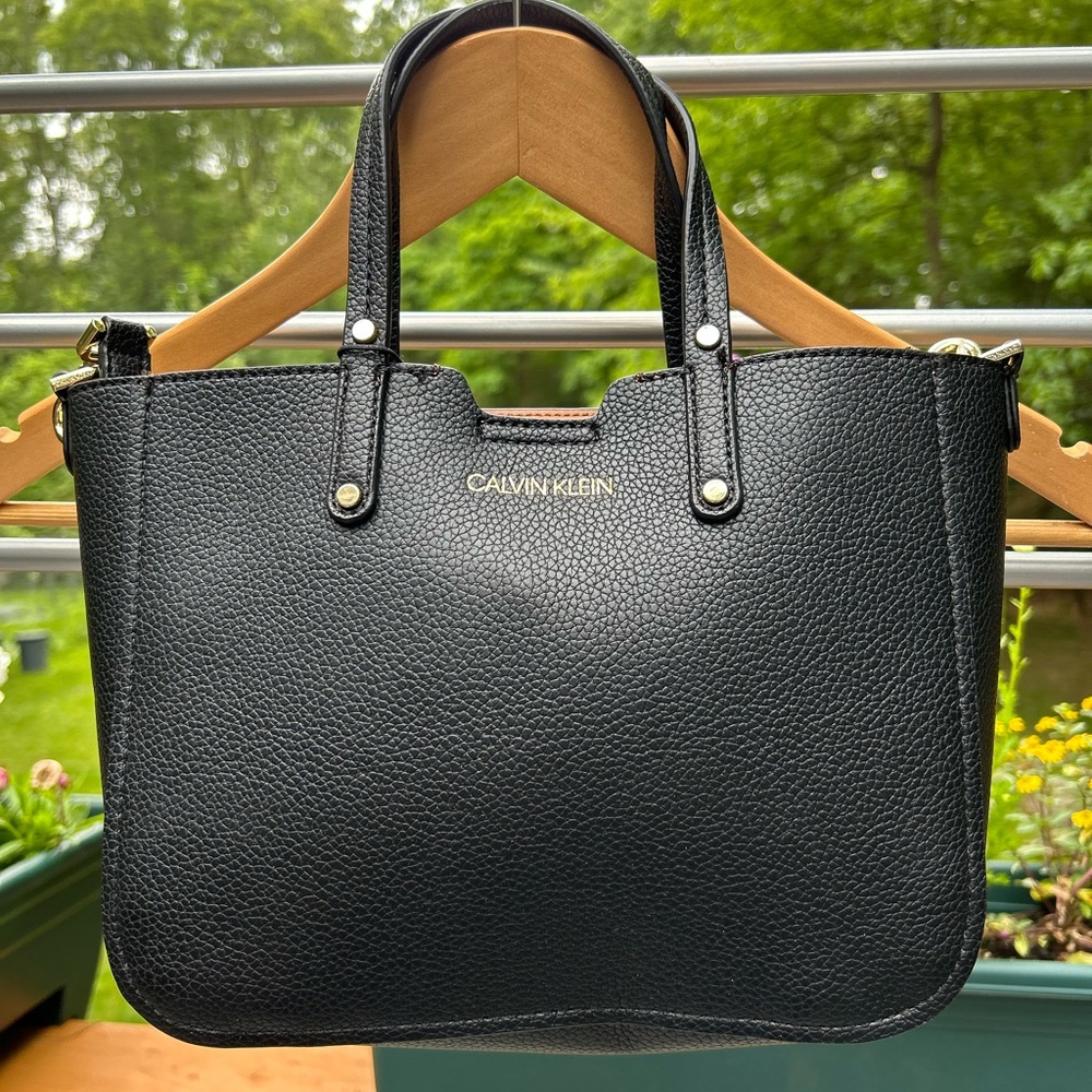 Calvin Klein Black Dilan Pebbled Tote